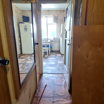 Академіка Корольова вул., 70