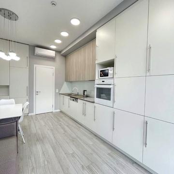 Миколи Бажана просп., 30