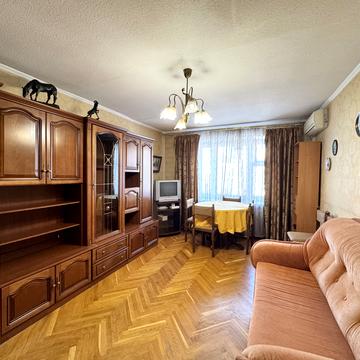 Андрія Аболмасова вул. (Панельна), 3