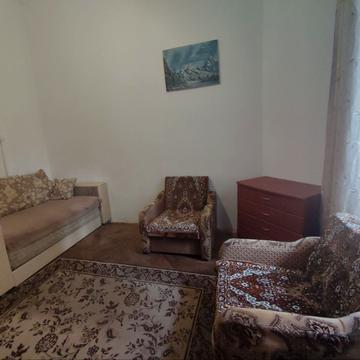 Максима Кривоноса вул., 12