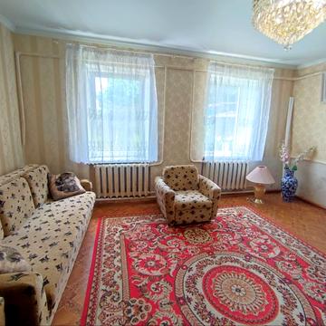 Каменярів вул., 175