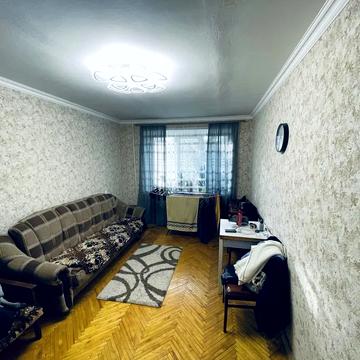 Академіка Корольова вул., 2