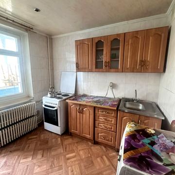 Добровольців пров., 4