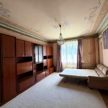 Академіка Івана Крип'якевича вул., 23