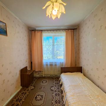 Бульварний пров., 13