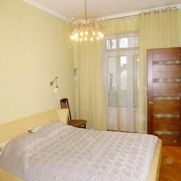 Дарвіна вул., 8