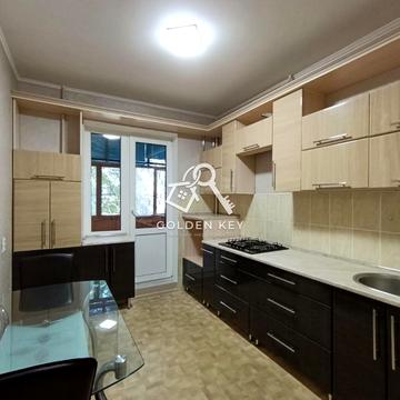 Сонячний мікрорайон вул., 37