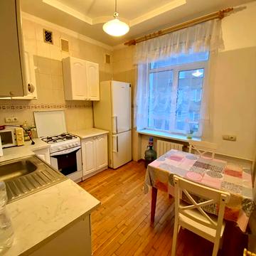 Білоруська вул., 34