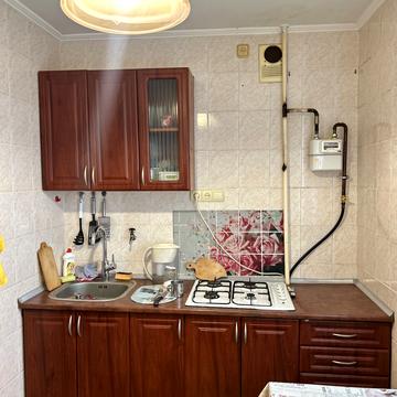 Академіка Корольова вул., 12