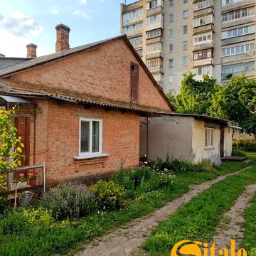 Юрія Клена вул., 9