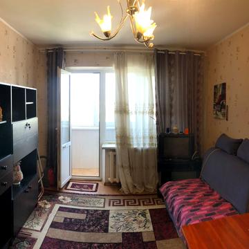 Академіка Корольова вул., 42