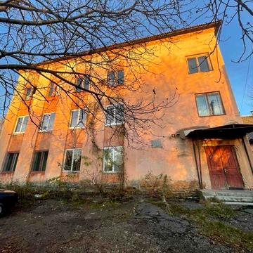 Заводська вул., 10