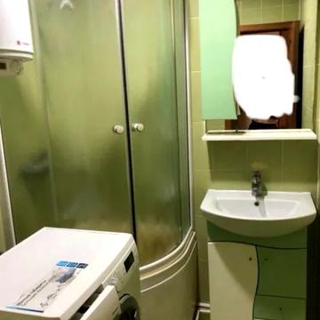 Академіка Білецького вул., 4
