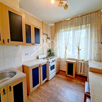 Сонячний мікрорайон вул., 35