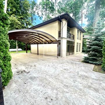 вул. Мирослава Скорика