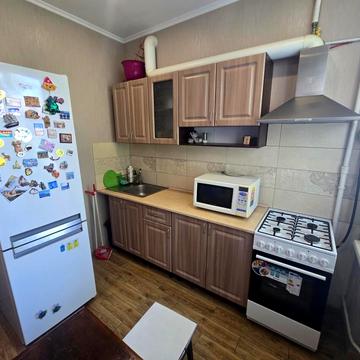 Джона Маккейна вул. (Івана Кудрі), 36
