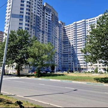 Віталія Шума вул. (Карла Маркса), 7