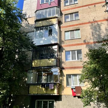 Інститутська вул., 20/2