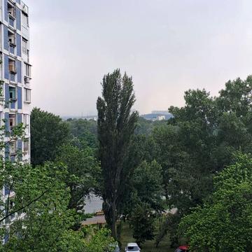 Йорданська вул. (Лайоша Гавро), 9-Є