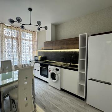 Валерія Самофалова вул. (Каманіна), 16-А/6