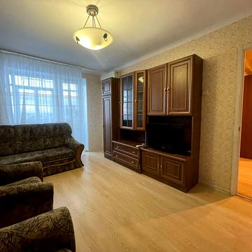 Олександра Орлова вул. (Матросова), 18б