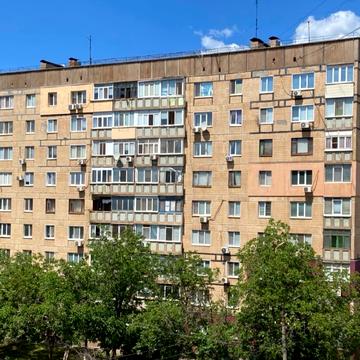 200-річчя Кривого Рогу просп., 2