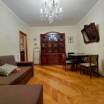 Героїв Дніпра вул., 77