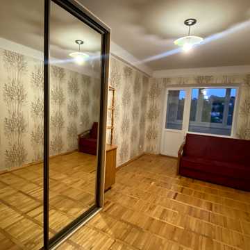 Кирилівська вул. (Фрунзе), 117