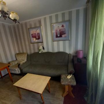 Братиславська вул., 4