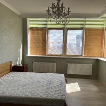 Французький бульв., 30