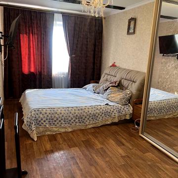 Віталія Блажка вул., 18