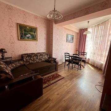 Незалежності вул. (Армійська), 8Б