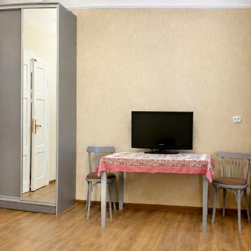 Пантелеймона Куліша вул., 34