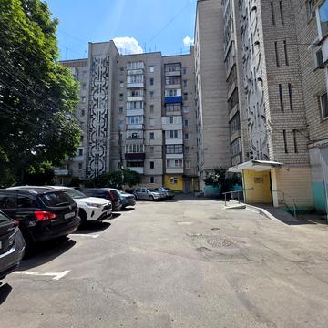 Замостянська вул. (50-річчя Перемоги), 31