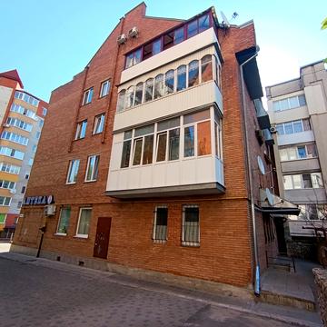 Просвіти бульв., 21
