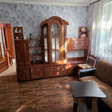 Юхима Геллера вул. (Жовтневої Революції), 33