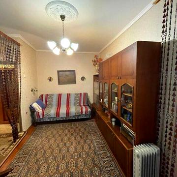 Костанайська вул., 8к2