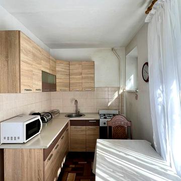Торфяна вул., 23