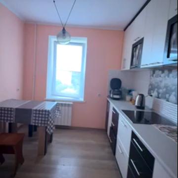 Київська вул., 44
