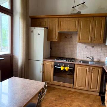Академіка Івана Крипякевича вул., 1
