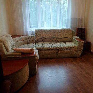 Червоної Калини просп. (Володимира Маяковського), 1-Б