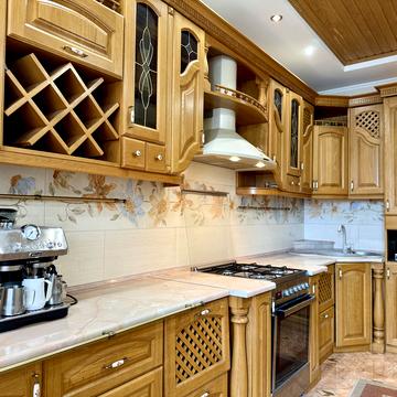 Марійки Підгірянки вул., 23