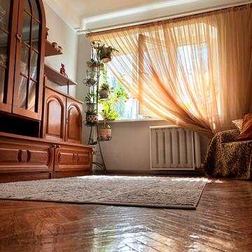 Лесі Українки бульв., 28