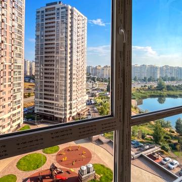 Ревуцького вул., 40-В