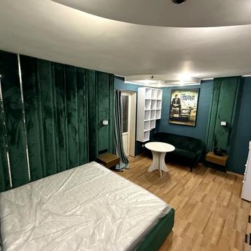 Володимира Івасюка просп. (Героїв Сталінграду), 42