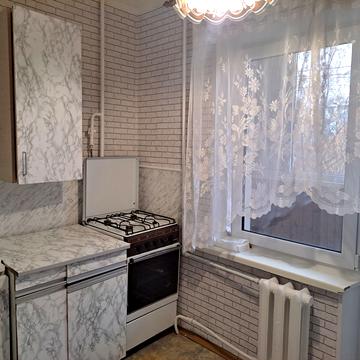 Європейського Союзу просп. (Правди), 70-Б