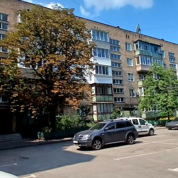 Пономарьова вул., 2-А