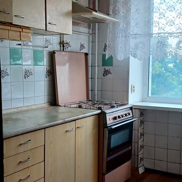 Доківська вул., 9