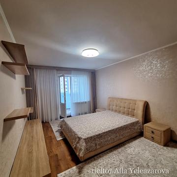 Здолбунівська вул., 13