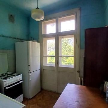 Героїв УПА вул., 76